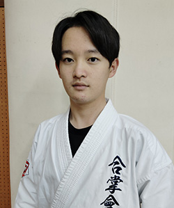 守屋碧